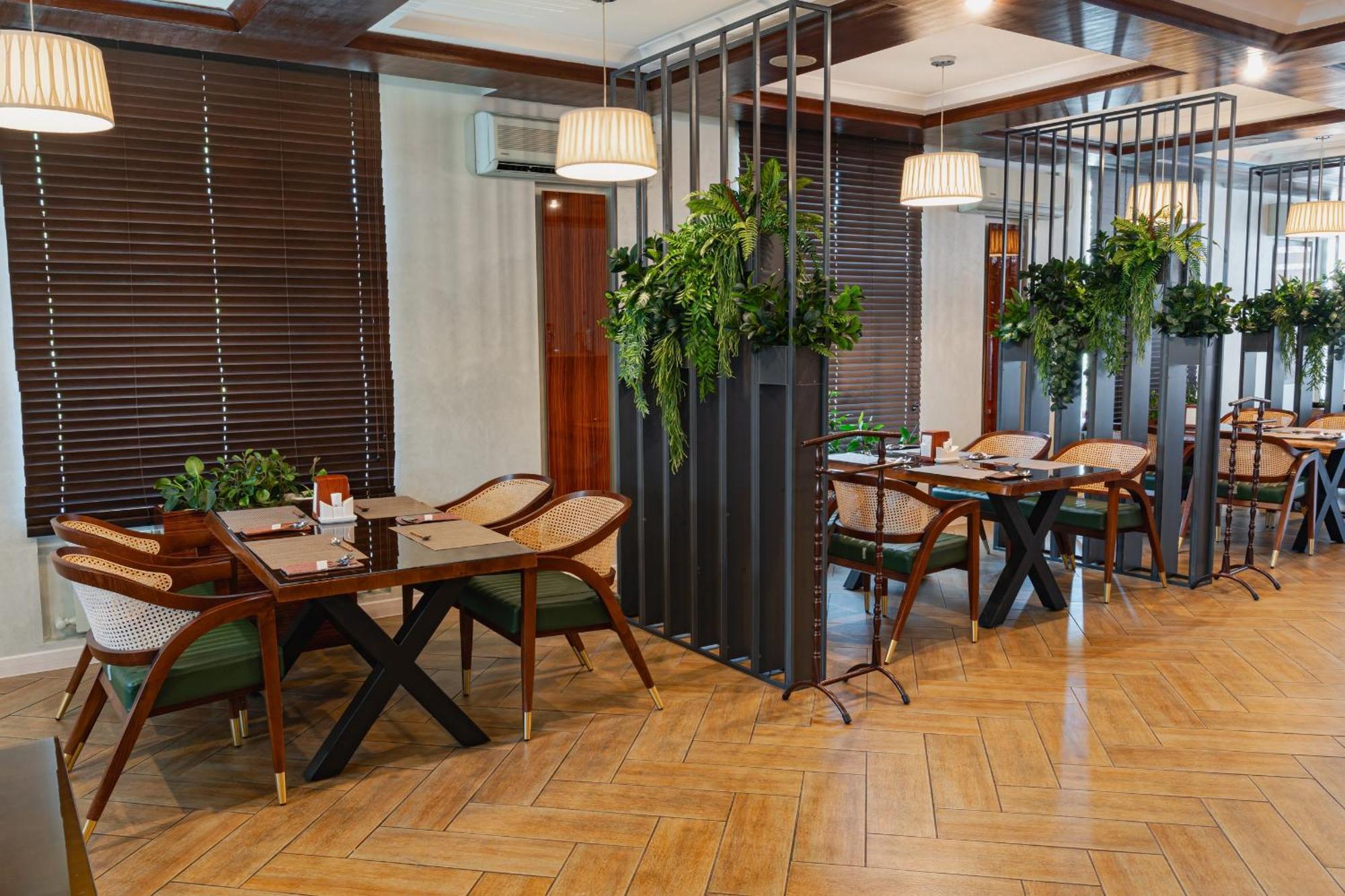Altair Hotel Shymkent Exterior photo