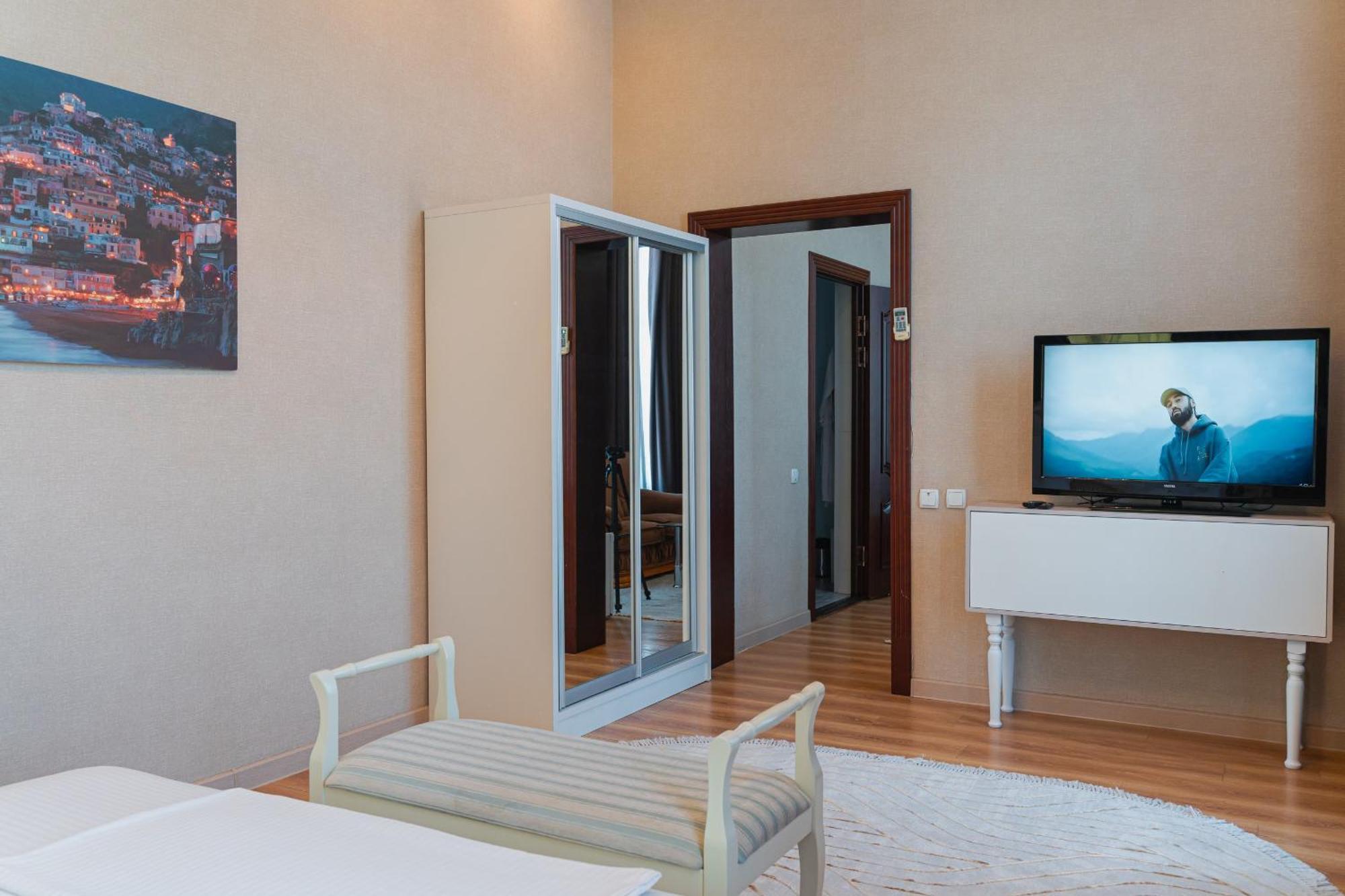 Altair Hotel Shymkent Exterior photo